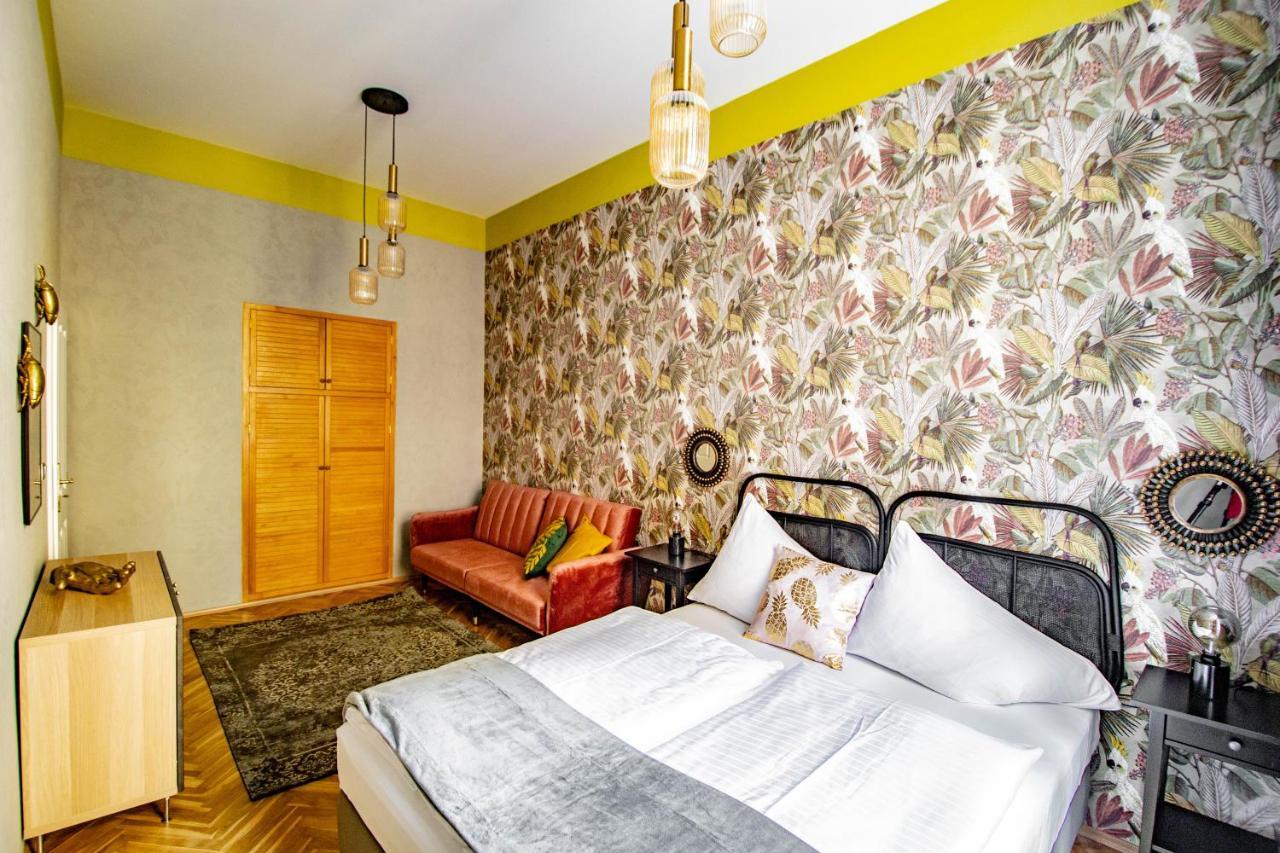 3Bdr Oasis In The Heart Of Prague Appartement Buitenkant foto