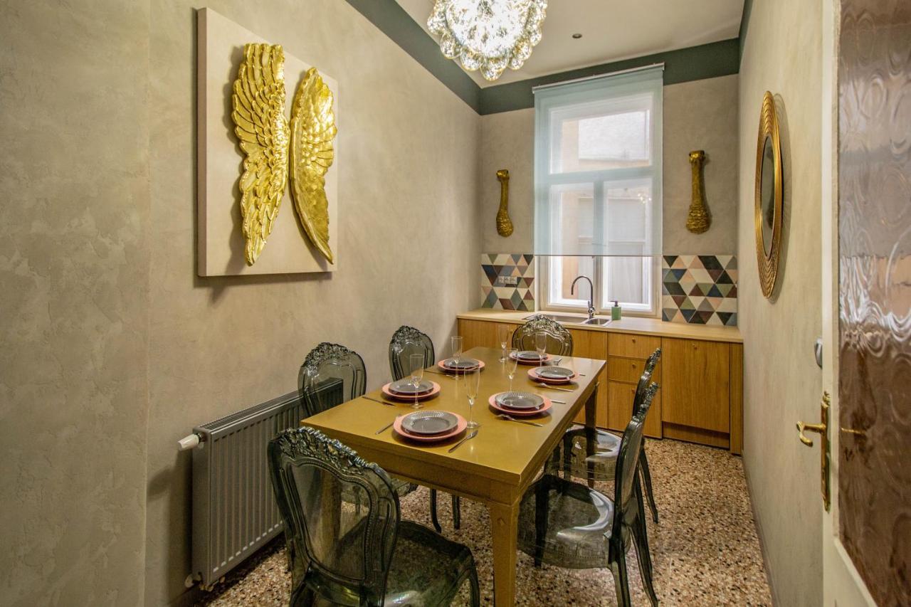 3Bdr Oasis In The Heart Of Prague Appartement Buitenkant foto